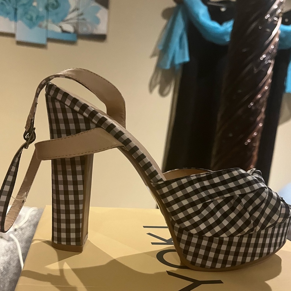 Black and white platform heel